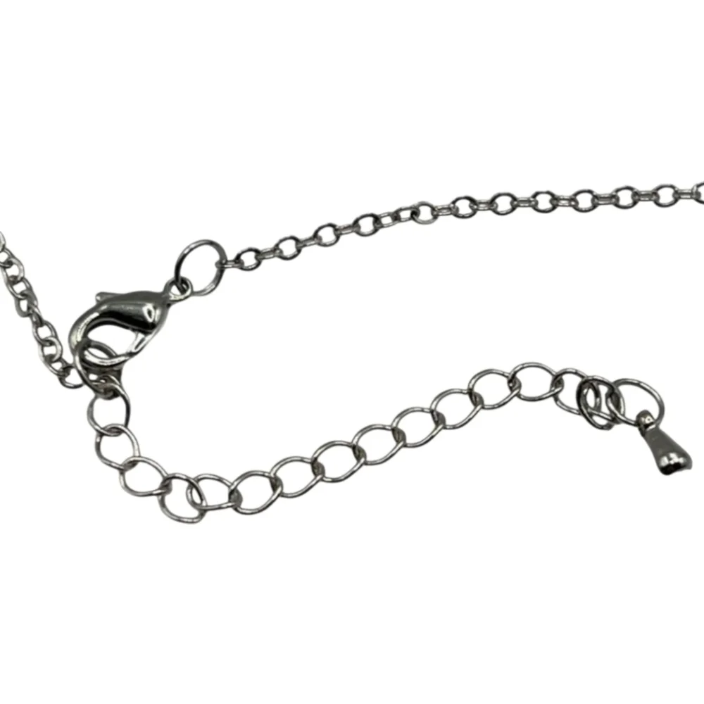 💎 Swarovski Elements Crystal Pendant Necklace – Silver (Authentic)
